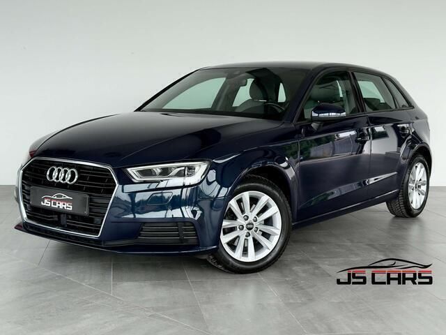 Blauw Gebruikt 2019 Audi A3 Sportback Sport Sedan | € 19.990 (Eerlijke prijs) - Afbeelding 1/4