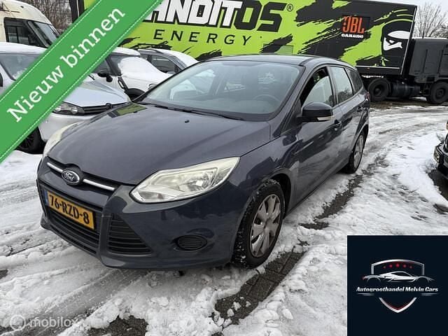 Grijs Gebruikt 2011 Ford Focus Titanium Stationwagen | € 1.499 (Goede deal) - Afbeelding 1/4