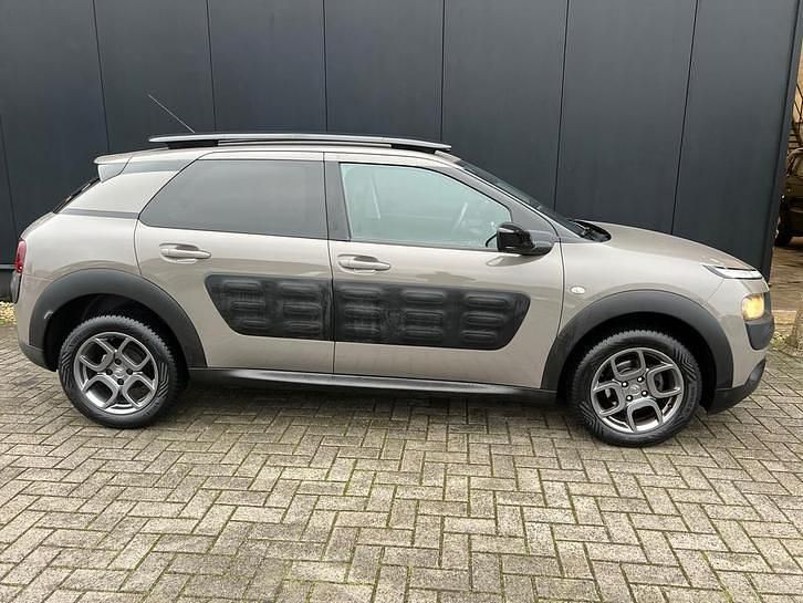 Occasion Citroën C4 Cactus Shine 110 PK (80 kW) 2016 Hatchback