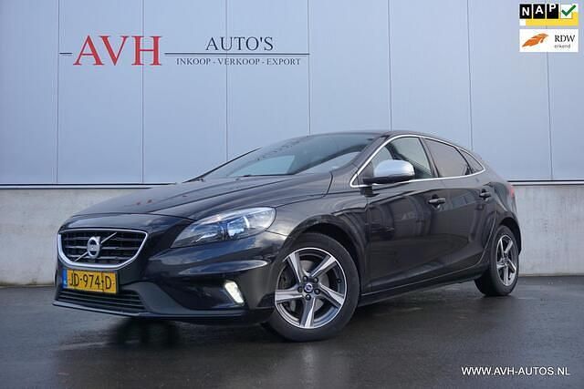 Hatchback Occasion 2016 Volvo V40 R-Design Hatchback | € 12.450 (Goede deal) - Afbeelding 1/4