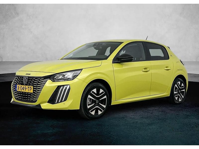 Geel Gebruikt 2024 Peugeot e-208 Style Hatchback | € 22.295 (Eerlijke prijs) - Afbeelding 1/1