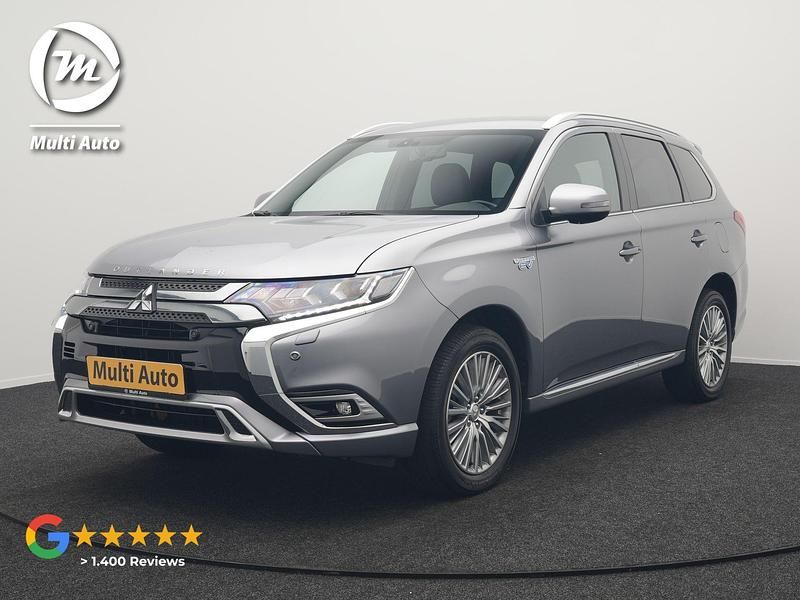 Zilver Gebruikt 2019 Mitsubishi Outlander Intense SUV | € 22.740 - Afbeelding 1/4
