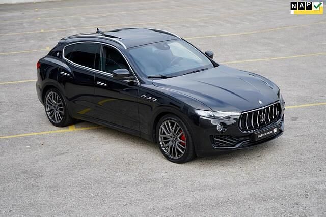 Zwart Gebruikt 2018 Maserati Levante SUV | € 39.900 (Goede deal) - Afbeelding 1/4