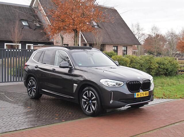 Occasion BMW iX3 Executive 210 kW (286 PK) 2021 Grijs SUV