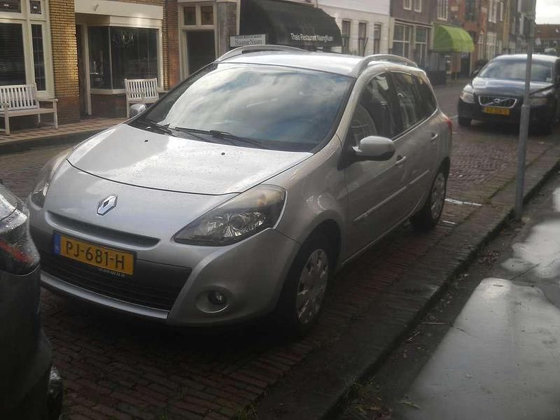 Occasion Renault Clio GrandTour Business 101 PK (74 kW) 2010 Stationwagen