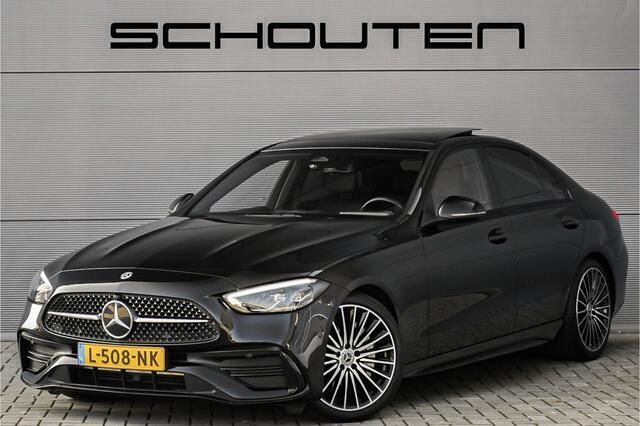 Zwart Gebruikt 2021 Mercedes C180 AMG line Sedan | € 42.900 (Eerlijke prijs) - Afbeelding 1/3