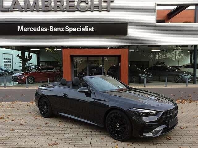 Grijs Gebruikt 2024 Mercedes CLE200 AMG Cabriolet | € 59.999 - Afbeelding 1/4