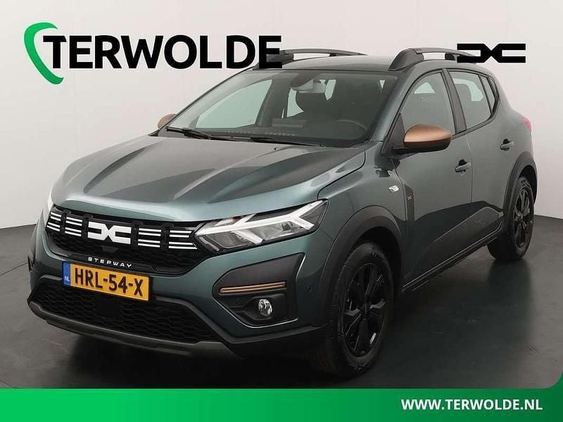 Groen Gebruikt 2024 Dacia Sandero Extreme Hatchback | € 23.400 (Iets duurder) - Afbeelding 1/4