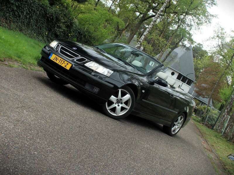Zwart Gebruikt 2004 Saab 9-3 Cabriolet Vector Cabriolet | € 6.899 (Goede deal) - Afbeelding 1/4