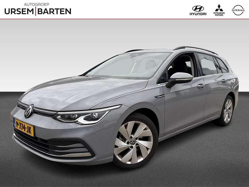 Grijs Gebruikt 2022 VW Golf VIII Business Stationwagen | € 26.930 (Goede deal) - Afbeelding 1/4