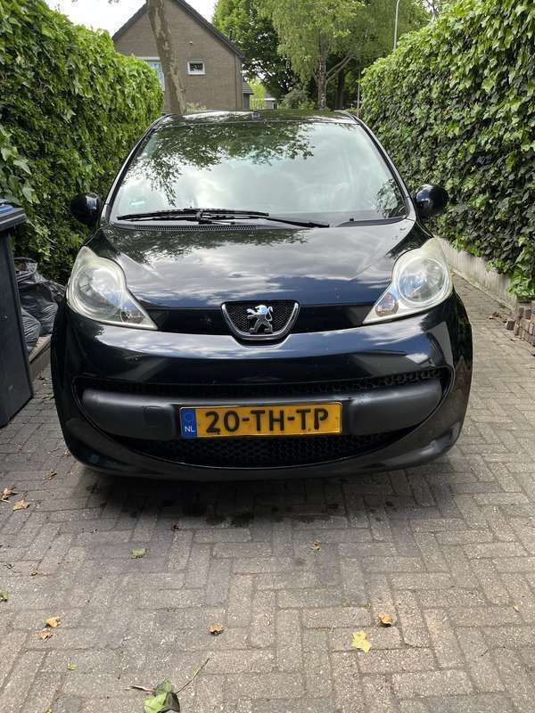 Zwart Gebruikt 2006 Peugeot 107 Hatchback | € 1.350 (Eerlijke prijs) - Afbeelding 1/4