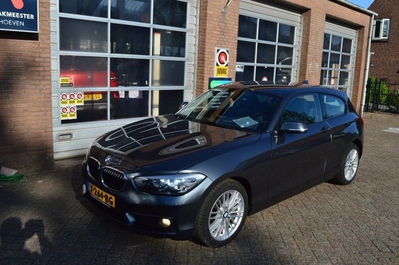 Grijs Gebruikt 2016 BMW 116 M Sport Hatchback | € 11.699 - Afbeelding 1/4