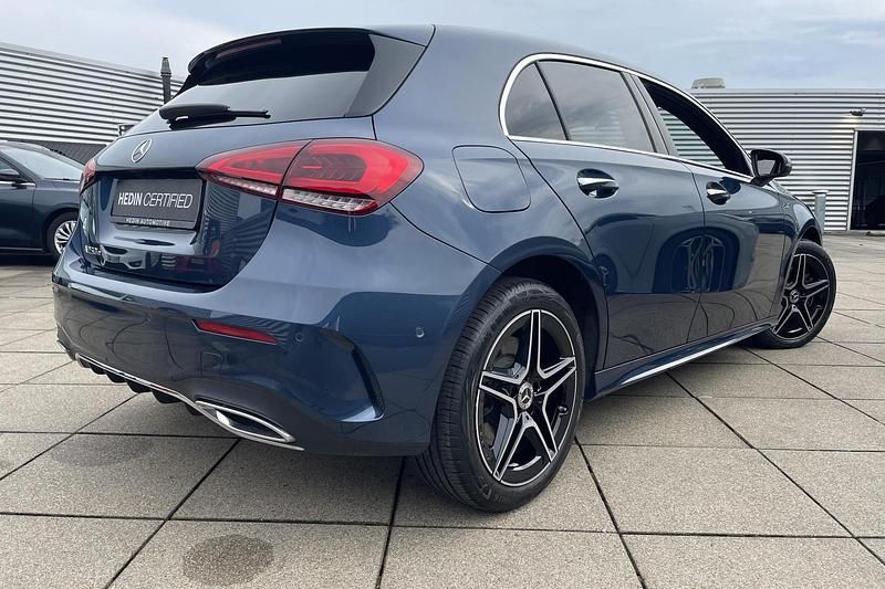 Occasion Mercedes A250 AMG line 15 PK (11 kW) 2026 Blauw Hatchback