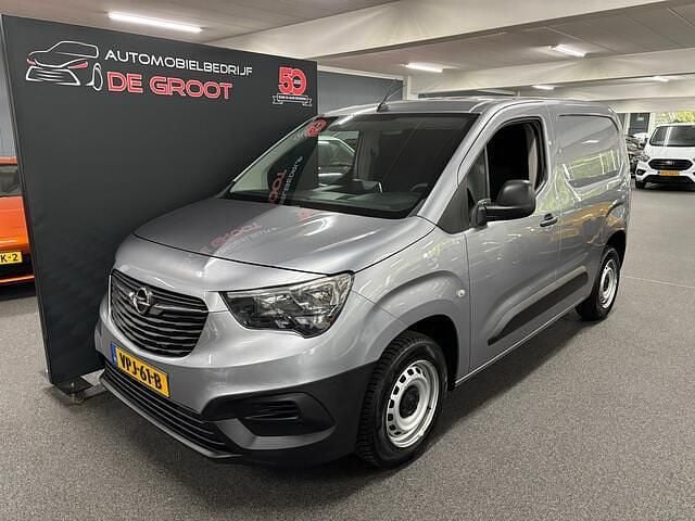 Grijs Gebruikt 2022 Opel Combo Edition MPV | € 11.250 (Goede deal) - Afbeelding 1/4