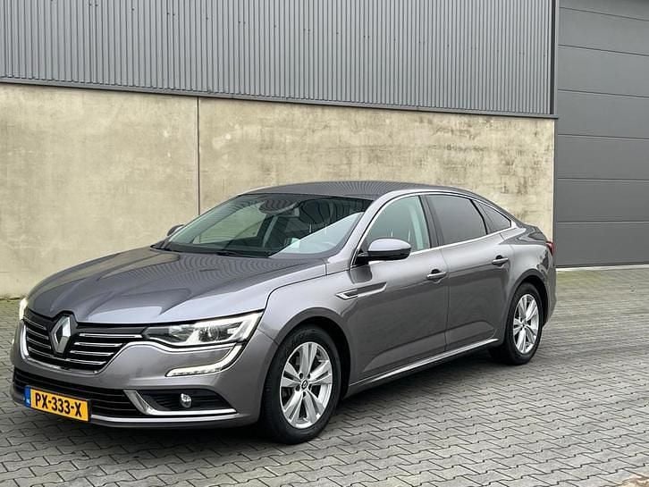 Grijs (metallic) Gebruikt 2017 Renault Talisman Intens Sedan | € 8.950 (Super prijs) - Afbeelding 1/4