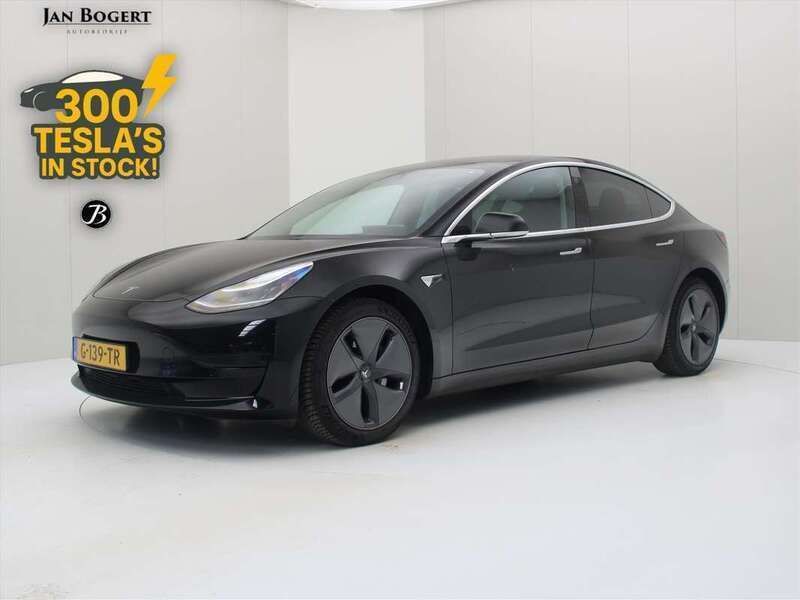 Zwart Gebruikt 2019 Tesla Model 3 Standard Range Sedan | € 16.400 (Eerlijke prijs) - Afbeelding 1/4