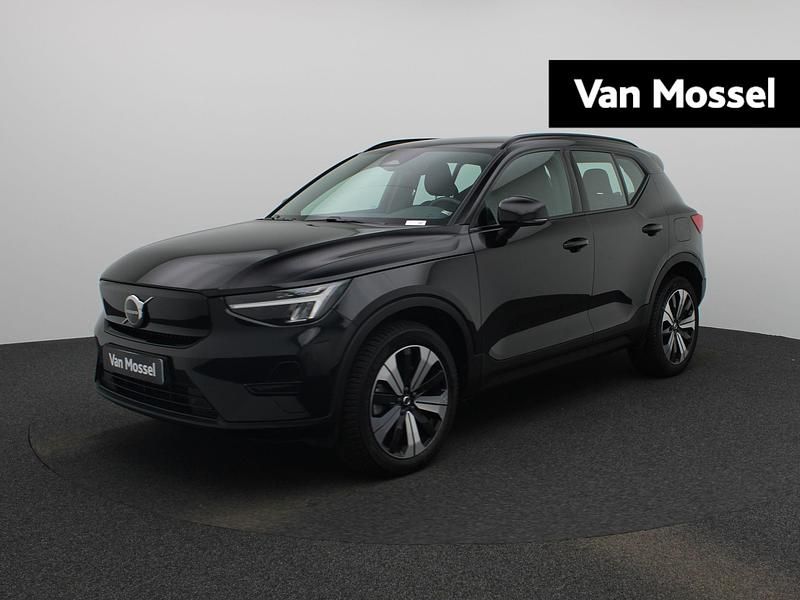 Zwart Occasion 2022 Volvo XC40 Core SUV | € 26.900 (Super prijs) - Afbeelding 1/4