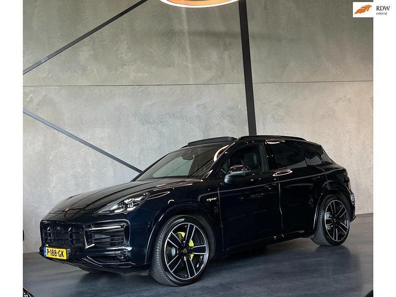 Blauw Gebruikt 2020 Porsche Cayenne SUV | € 71.990 (Eerlijke prijs) - Afbeelding 1/4