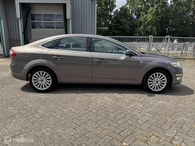Occasion Ford Mondeo Titanium 160 PK (117 kW) 2011 Bruin Hatchback