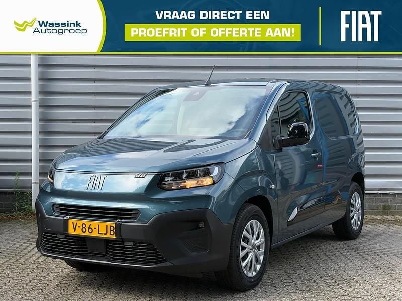 Blauw Nieuw 2025 Fiat e-Doblò Comfort MPV | € 23.900 - Afbeelding 1/4