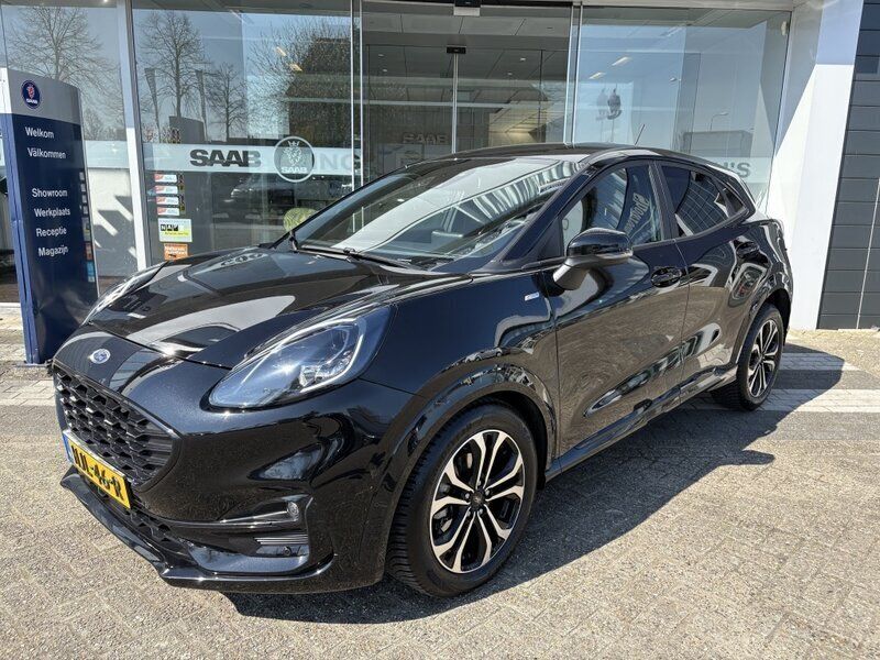 Zwart Gebruikt 2024 Ford Puma ST-Line SUV | € 23.940 (Eerlijke prijs) - Afbeelding 1/4