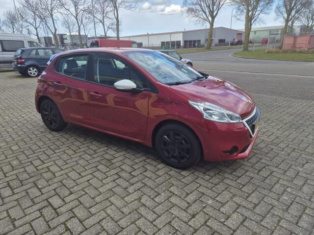 Occasion Peugeot 208 68 PK (50 kW) 2015 Hatchback Hatchback