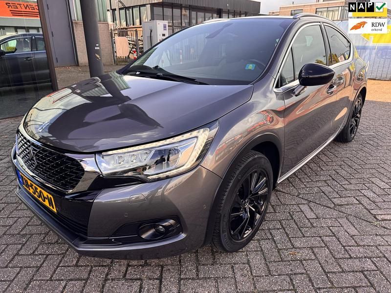 Grijs Gebruikt 2016 DS Automobiles DS4 Chic Hatchback | € 9.750 (Eerlijke prijs) - Afbeelding 1/4