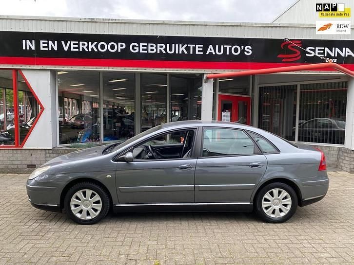 Grijs Occasion 2005 Citroën C5 Hatchback | € 1.250 (Eerlijke prijs) - Afbeelding 1/4