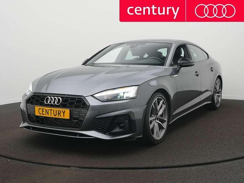 Grijs Occasion 2023 Audi A5 Sportback Competition Hatchback | € 41.900 (Eerlijke prijs) - Afbeelding 1/4