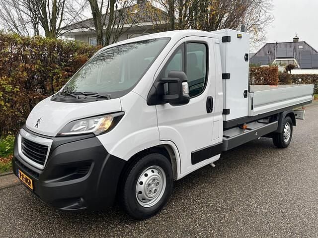 Wit Gebruikt 2023 Peugeot Boxer Van | € 23.450 (Eerlijke prijs) - Afbeelding 1/4