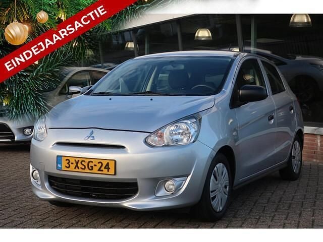Grijs Gebruikt 2014 Mitsubishi Space Star Inform Hatchback | € 3.245 (Goede deal) - Afbeelding 1/4