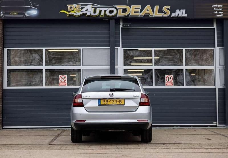 Occasion Skoda Rapid Drive 95 PK (69 kW) 2017 Grijs Hatchback