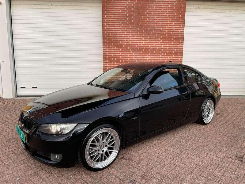 Gebruikt 2007 BMW 320 Sport Line Coupé | € 5.750 (Eerlijke prijs) - Afbeelding 1/4