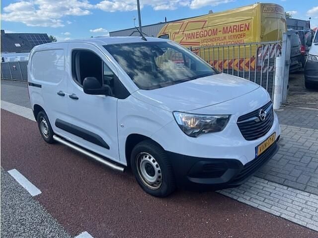 Wit Gebruikt 2023 Opel Combo MPV | € 5.950 (Goede deal) - Afbeelding 1/4