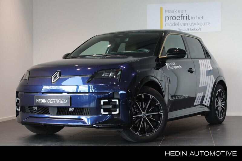 Twotone bleu nocturne / noir Gebruikt 2024 Renault R5 Iconic Hatchback | € 34.950 (Eerlijke prijs) - Afbeelding 1/4