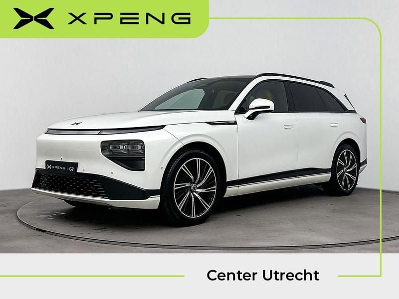 Wit Nieuw 2025 XPENG G9 AWD Performance SUV | € 64.900 - Afbeelding 1/4