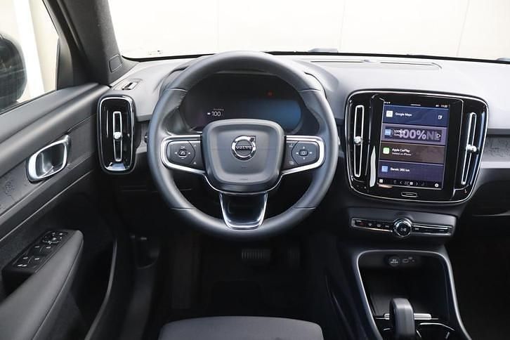 Occasion Volvo XC40 Core 185 kW (252 PK) 2023 Grijs SUV