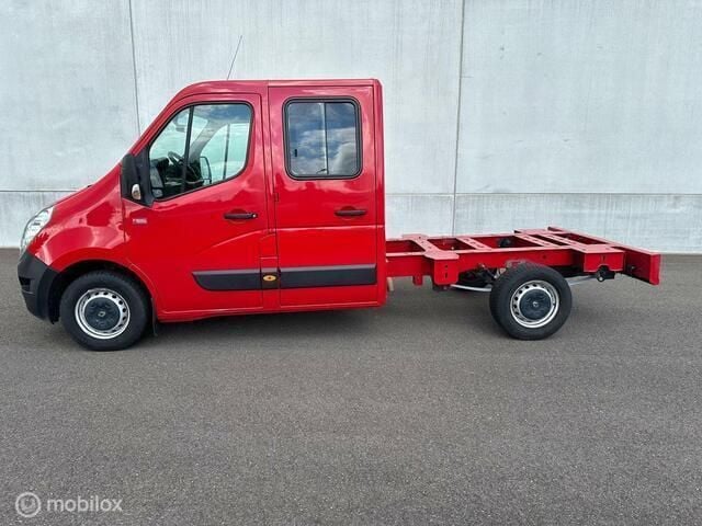 Rood Gebruikt 2018 Renault Master Van | € 9.999 (Goede deal) - Afbeelding 1/4