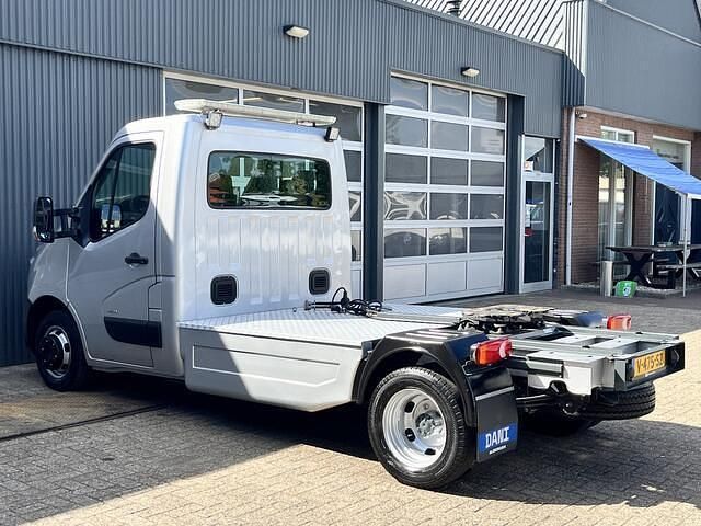 Occasion Opel Movano 165 PK (121 kW) 2018 Grijs Van
