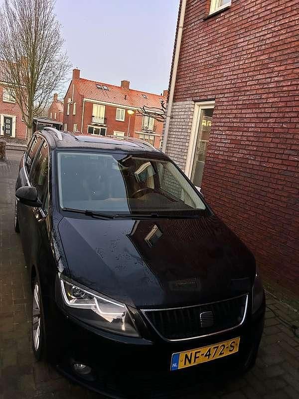 Zwart Occasion 2014 Seat Alhambra Style MPV | € 14.950 (Eerlijke prijs) - Afbeelding 1/4