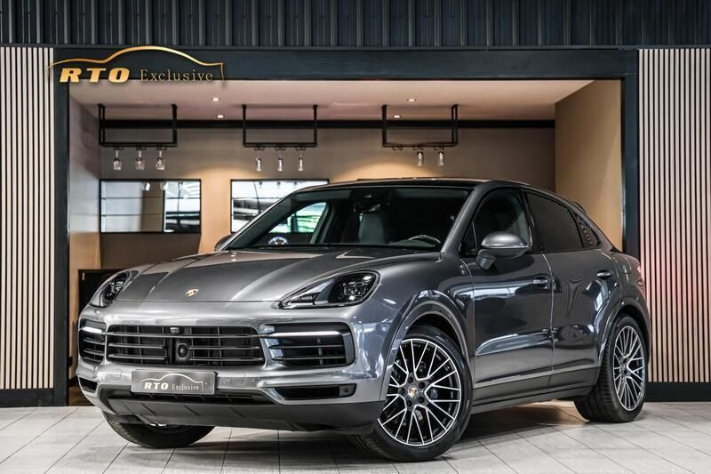 Grijs Gebruikt 2022 Porsche Cayenne Chrono SUV | € 77.000 (Eerlijke prijs) - Afbeelding 1/4