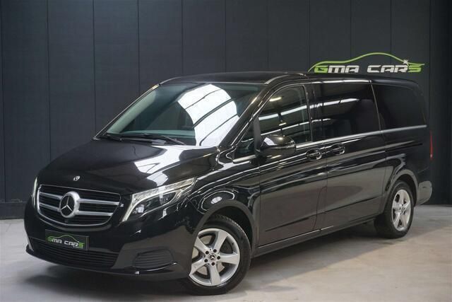 Zwart Gebruikt 2018 Mercedes V250 MPV | € 38.499 - Afbeelding 1/4
