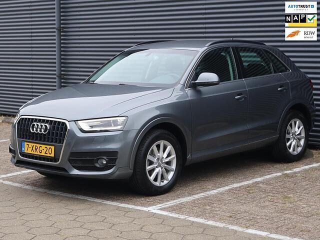 Grijs Gebruikt 2014 Audi Q3 Proline SUV | € 15.995 (Eerlijke prijs) - Afbeelding 1/4