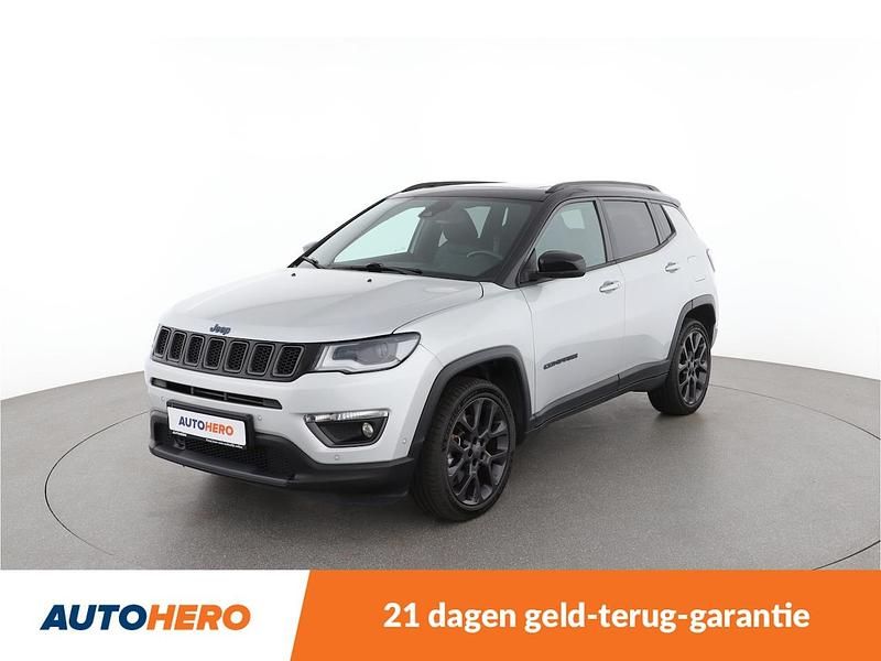 Grijs (metallic) Gebruikt 2020 Jeep Compass SUV | € 20.049 - Afbeelding 1/4