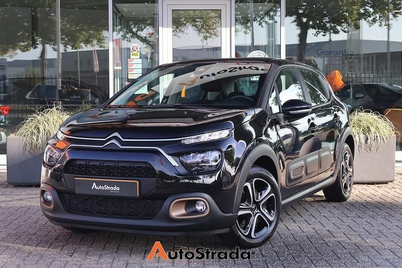 Zwart Gebruikt 2023 Citroën C3 PureTech Hatchback | € 14.700 (Eerlijke prijs) - Afbeelding 1/4