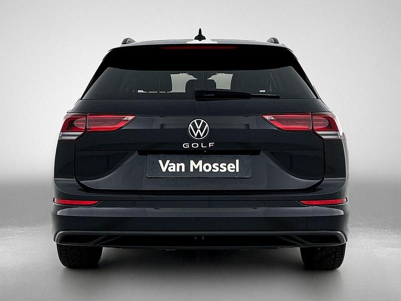 Occasion VW Golf VIII Life 110 PK (80 kW) 2021 Zwart Stationwagen