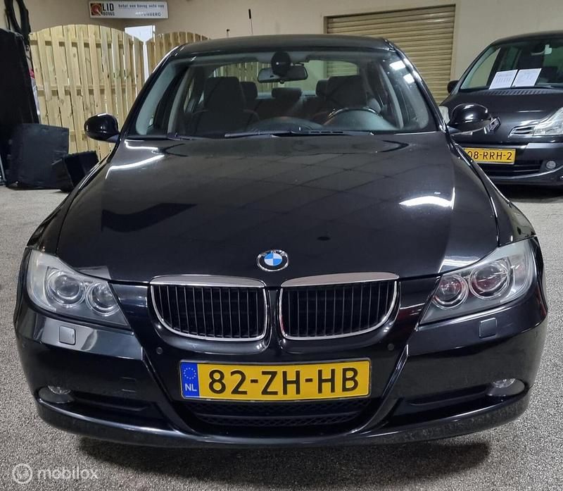 Occasion BMW 318 143 PK (105 kW) 2008 Zwart Sedan
