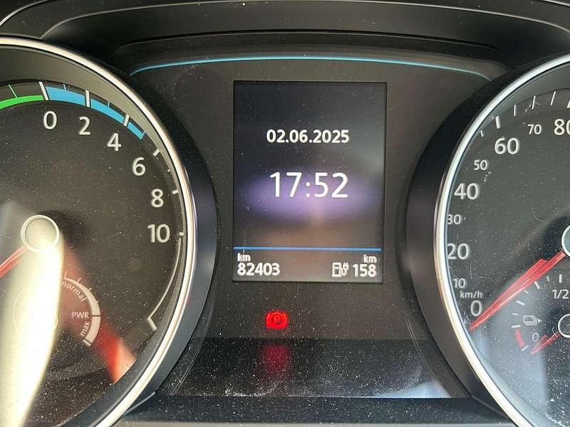 Grijs Gebruikt 2019 VW e-Golf Hatchback | € 14.000 (Goede deal) - Afbeelding 1/4