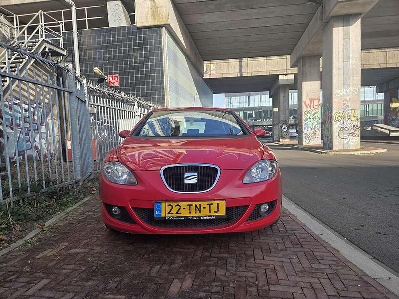 Occasion Seat Leon Stylance 150 PK (110 kW) 2006 Rood Sedan