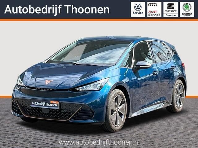 Blauw, metallic lak Gebruikt 2021 Cupra Born Hatchback | € 29.900 - Afbeelding 1/4